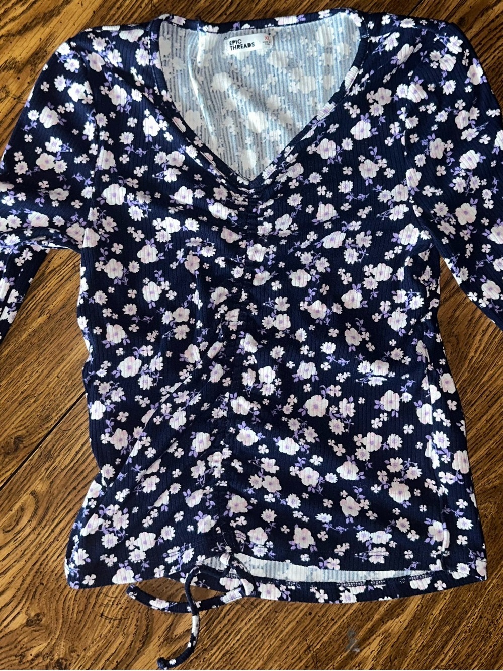 Epic Threads Floral Ruched Long Sleeve Top – Women’s XL